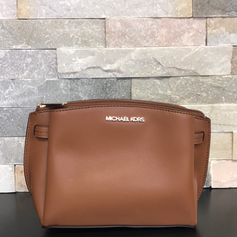 🎁Michael Kors Rochelle MD Messenger Leather Bag - Picture 1 of 8